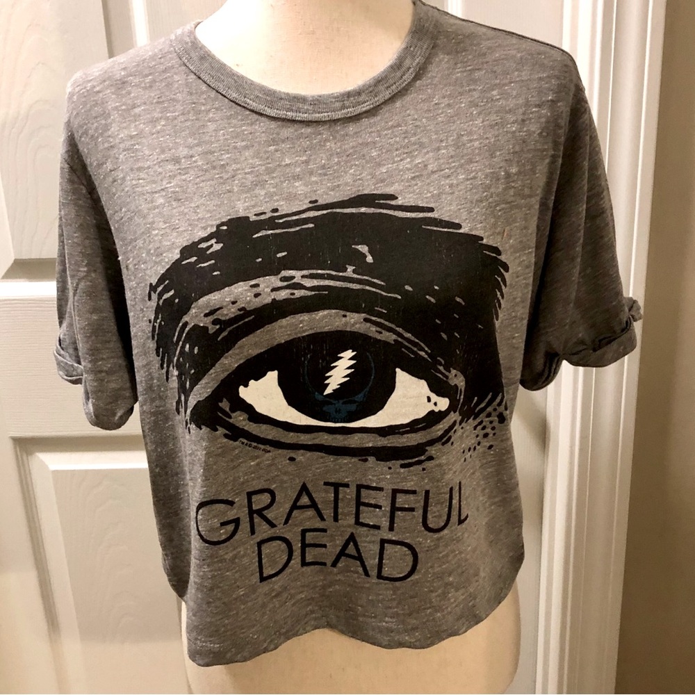 “Like New” RARE Chaser Cropped Grateful Dead T-Shirt